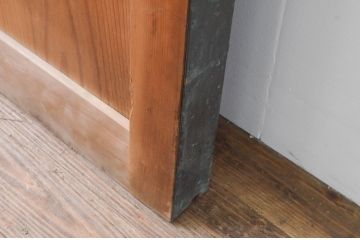 アンティーク建具　美品!!　上品な佇まいが魅力的な古い銅板張りの蔵戸1枚(引き戸、玄関戸)(R-066784)