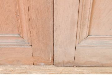アンティーク建具　ペイント仕上げ限定　上質な空間づくりにおすすめ!古いナラ材の店舗用ガラス戸4枚セット(引き戸)(R-066785)