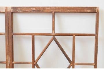 アンティーク建具　ペイント仕上げ限定　大正ロマン　ひし形のデザインが魅力的なガラス窓2枚セット(ガラス戸、引き戸)(R-066788)