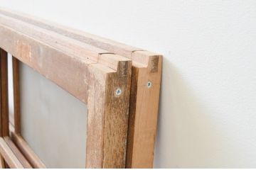 アンティーク建具　ペイント仕上げ限定　大正ロマン　ひし形のデザインが魅力的なガラス窓2枚セット(ガラス戸、引き戸)(R-066788)