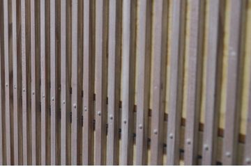 アンティーク建具　和の趣溢れる裏障子付きの幅狭格子戸4枚セット(障子戸、引き戸)(R-066790)