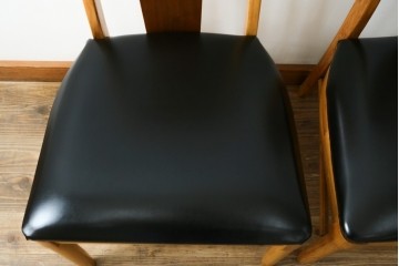 中古　美品　DREXEL HERITAGE(ドレクセルヘリテイジ)　北欧テイストのお部屋におすすめ!!洗練されたモダンデザインが美しいダイニングチェア2脚セット　(R-066802)