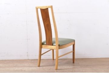 中古　美品　DREXEL HERITAGE(ドレクセルヘリテイジ)　北欧テイストのお部屋におすすめ!!洗練されたモダンデザインが美しいダイニングチェア2脚セット(椅子、イス)(R-066803)