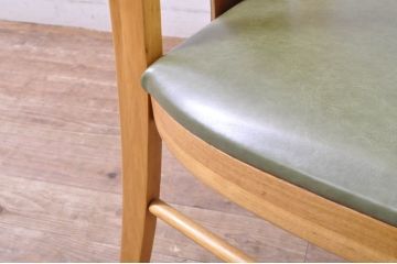 中古　美品　DREXEL HERITAGE(ドレクセルヘリテイジ)　北欧テイストのお部屋におすすめ!!洗練されたモダンデザインが美しいダイニングチェア2脚セット(椅子、イス)(R-066803)