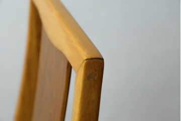 中古　美品　DREXEL HERITAGE(ドレクセルヘリテイジ)　北欧テイストのお部屋におすすめ!!洗練されたモダンデザインが美しいダイニングチェア2脚セット　(R-066803)