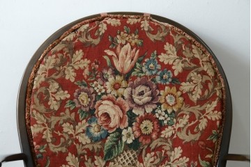 イギリスビンテージ　ERCOL(アーコール)　クラシカルな佇まいが魅力のクッション付きロッキングチェア　(R-066805)