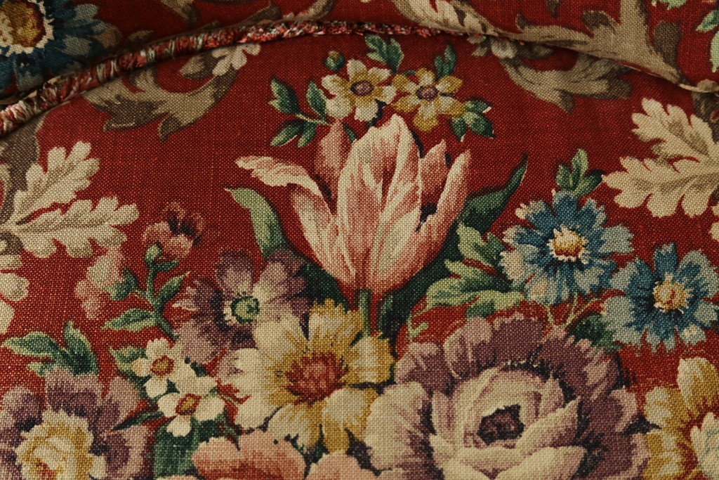 イギリスビンテージ　ERCOL(アーコール)　クラシカルな佇まいが魅力のクッション付きロッキングチェア　(R-066805)