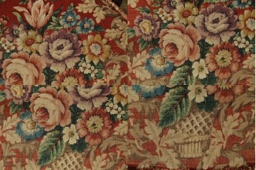 イギリスビンテージ　ERCOL(アーコール)　クラシカルな佇まいが魅力のクッション付きロッキングチェア　(R-066805)