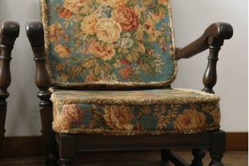 イギリスビンテージ　ERCOL(アーコール)　Old Colonial(オールドコロニアル)　シックな英国カントリースタイルのお部屋におすすめなイージーチェア2脚セット(アームソファ、1人掛けソファ、一人掛けソファ、北欧、ヴィンテージ)(R-066807)