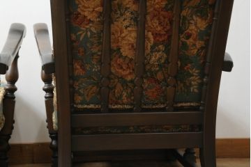 イギリスビンテージ　ERCOL(アーコール)　Old Colonial(オールドコロニアル)　シックな英国カントリースタイルのお部屋におすすめなイージーチェア2脚セット(アームソファ、1人掛けソファ、一人掛けソファ、北欧、ヴィンテージ)(R-066807)