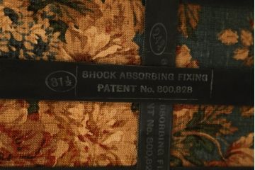 イギリスビンテージ　ERCOL(アーコール)　Old Colonial(オールドコロニアル)　シックな英国カントリースタイルのお部屋におすすめなイージーチェア2脚セット(アームソファ、1人掛けソファ、一人掛けソファ、北欧、ヴィンテージ)(R-066807)