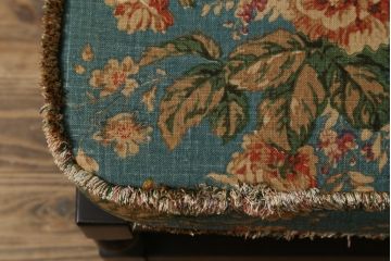 イギリスビンテージ　ERCOL(アーコール)　Old Colonial(オールドコロニアル)　シックな英国カントリースタイルのお部屋におすすめなオットマン(フットスツール、1Pソファ、1人掛けソファ、一人掛けソファ、椅子、イス、チェア、ヴィンテージ、北欧)(R-066808)