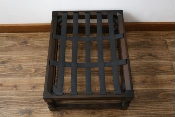 イギリスビンテージ　ERCOL(アーコール)　Old Colonial(オールドコロニアル)　シックな英国カントリースタイルのお部屋におすすめなオットマン(フットスツール、1Pソファ、1人掛けソファ、一人掛けソファ、椅子、イス、チェア、ヴィンテージ、北欧)(R-066808)