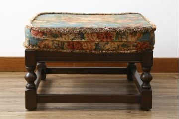 イギリスビンテージ　ERCOL(アーコール)　Old Colonial(オールドコロニアル)　シックな英国カントリースタイルのお部屋におすすめなオットマン(フットスツール、椅子、イス、チェア、ヴィンテージ、北欧)(R-066809)