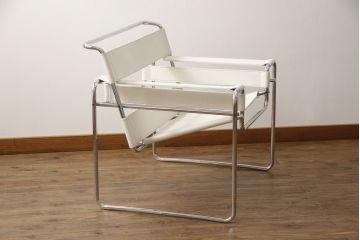 中古　Knoll製(ノル)　Marcel Breuer(マルセル・ブロイヤー)　本革(レザー)　Wassily Lounge Chair(ワシリーチェア)　スタイリッシュなデザインが魅力のラウンジチェア(アームチェア、椅子、イス)(定価約52万円)(R-066810)
