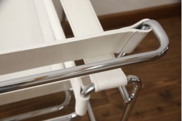 中古　Knoll製(ノル)　Marcel Breuer(マルセル・ブロイヤー)　本革(レザー)　Wassily Lounge Chair(ワシリーチェア)　スタイリッシュなデザインが魅力のラウンジチェア(アームチェア、椅子、イス)(定価約52万円)(R-066810)