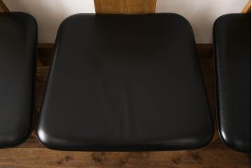 中古　北海道旭川家具　匠工芸　BAN(バン)　本革(レザー)　洗練された和モダンなデザインが美しいダイニングチェア4脚セット(ハイバックチェア、アームレスチェア、椅子、イス)(定価4脚で約32万円)(R-066813)