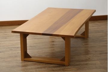 中古　日進木工(nissin)　WHITE WOOD(ホワイトウッド)　ナラ材とウォールナット材の組み合わせが美しいローテーブル(リビングテーブル、センターテーブル、座卓)(R-066814)