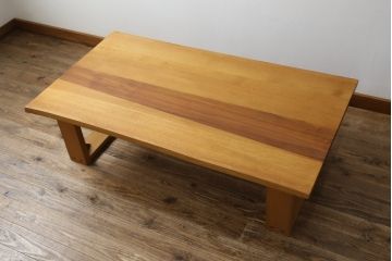 中古　日進木工(nissin)　WHITE WOOD(ホワイトウッド)　ナラ材とウォールナット材の組み合わせが美しいローテーブル(リビングテーブル、センターテーブル、座卓)(R-066814)