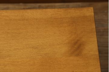 中古　日進木工(nissin)　WHITE WOOD(ホワイトウッド)　ナラ材とウォールナット材の組み合わせが美しいローテーブル(リビングテーブル、センターテーブル、座卓)(R-066814)