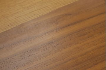 中古　日進木工(nissin)　WHITE WOOD(ホワイトウッド)　ナラ材とウォールナット材の組み合わせが美しいローテーブル(リビングテーブル、センターテーブル、座卓)(R-066814)