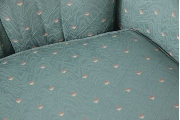 中古　美品　DREXEL HERITAGE(ドレクセルヘリテイジ)　シンプルな柄の上品な1人掛けソファ+オットマンのセット(1人掛けソファ、アームチェア、スツール)(R-066818)