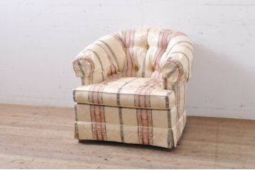 中古　美品!!　DREXEL HERITAGE(ドレクセルヘリテイジ)　アップホルスタリ―　気品ある佇まいが美しい1人掛けソファ(一人掛けソファ、アームチェア)(R-066819)