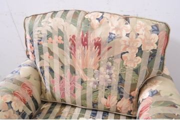 中古　美品!!　DREXEL HERITAGE(ドレクセルヘリテイジ)　クラシカルな佇まいの1人掛けソファ+オットマンのセット(一人掛け、1P、アームソファ、アームチェア、フットスツール)(R-066820)
