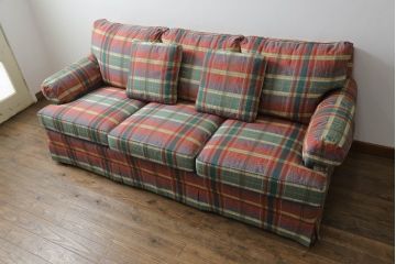 中古　アメリカ輸入モデル　DREXEL HERITAGE(ドレクセルヘリテイジ)　アメリカンクラシックなチェック柄が目を引く3人掛けソファ(三人掛けソファ、3P、トリプルソファ、アームソファ)(R-066821)