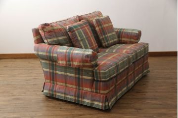 中古　アメリカ輸入モデル　DREXEL HERITAGE(ドレクセルヘリテイジ)　アメリカンクラシックなチェック柄が目を引く2人掛けソファ(ラブソファ、二人掛けソファ、2P、アームソファ)(R-066822)