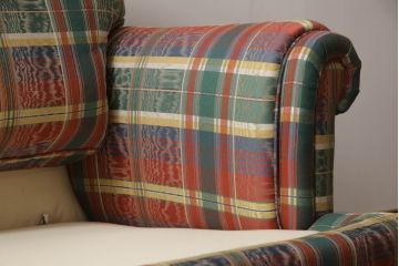 中古　アメリカ輸入モデル　DREXEL HERITAGE(ドレクセルヘリテイジ)　アメリカンクラシックなチェック柄が目を引く2人掛けソファ(ラブソファ、二人掛けソファ、2P、アームソファ)(R-066822)