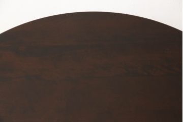 中古　美品　北海道民芸家具　HM4721　樺材　上品でクラシカルな雰囲気を醸し出す丸テーブル(円形テーブル、ラウンドテーブル、ダイニングテーブル、2人掛け、4人掛け、食卓)(R-066824)
