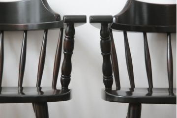 中古　美品!!　北海道民芸家具　HM630　格好良い佇まいが魅力のキャプテンチェア3脚セット(肘掛け椅子、アームチェア、イス、板座チェア、ダイニングチェア)(R-066825)