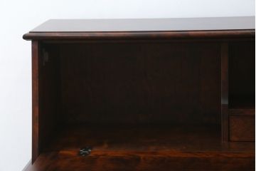 中古　美品　神居民芸　クラシカルな佇まいが魅力のライティングビューロー(簿記机、ワークデスク、在宅用、在宅ワーク用、引き出し、収納棚、戸棚)(R-066826)
