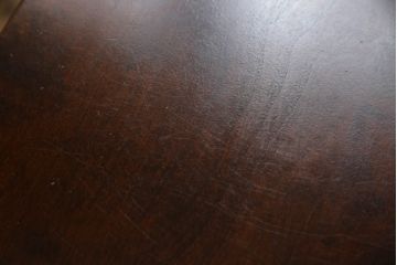 和製ビンテージ　希少な絶版品　北海道民芸家具　品の良い佇まいが魅力の薄型サイドボード(収納棚、戸棚、飾り棚、サイドキャビネット、ヴィンテージ)(R-066827)