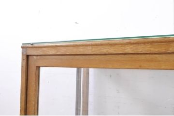 和製ビンテージ　昭和レトロ　ナラ(楢)材　シンプルなデザインが取り入れやすい木枠のガラスケース(Gケース、ショーケース、コレクションケース、キャビネット、飾り棚、陳列棚、店舗什器、ヴィンテージ)(R-066841)