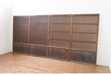 アンティーク建具　特注　上手物!!　裏障子付き　和の空間を演出する真鍮(しんちゅう)鋲の万本格子戸4枚セット(引き戸、障子戸)(R-066852)