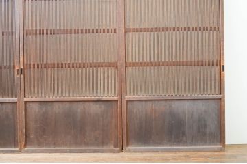 アンティーク建具　特注　上手物!!　裏障子付き　和の空間を演出する真鍮(しんちゅう)鋲の万本格子戸4枚セット(引き戸、障子戸)(R-066852)