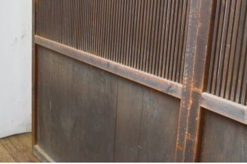 アンティーク建具　特注　上手物!!　裏障子付き　和の空間を演出する真鍮(しんちゅう)鋲の万本格子戸4枚セット(引き戸、障子戸)(R-066852)