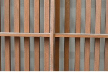 アンティーク建具　特注　上手物!!　和の空間を演出する無双付き格子戸4枚セット(引き戸、帯戸)(R-066854)