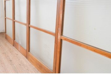 アンティーク建具　昭和レトロ　モールガラス入り　シンプルなデザインのレトロガラス戸4枚セット(引き戸)(R-066857)