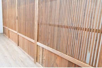 アンティーク建具　落ち着いた雰囲気を演出する格子戸4枚セット(引き戸)(R-066858)