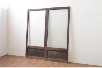 アンティーク建具　腰板欅(ケヤキ)材　店舗用にお勧め　背の高い大判ガラス戸2枚セット(引き戸)(R-066860)