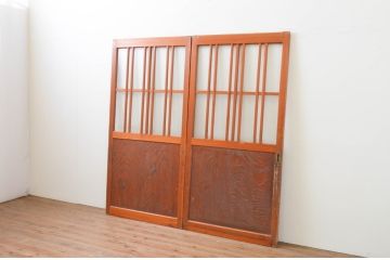 アンティーク建具　和の空間作りにお勧めな格子入りガラス戸2枚セット(引き戸、格子戸)(R-066861)