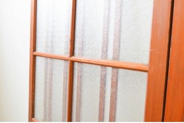 アンティーク建具　和の空間作りにお勧めな格子入りガラス戸2枚セット(引き戸、格子戸)(R-066861)