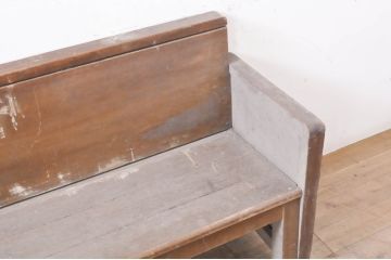 和製アンティーク　レトロな佇まいが魅力の木製ベンチ(長椅子、長イス、板座チェア、2人掛け、3人掛け)(R-066871)
