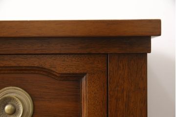 中古　DREXEL HERITAGE(ドレクセルヘリテイジ)　Triune(トライユン)　マホガニー材　上品な佇まいが魅力のサイドボード(サイドチェスト、引き出し)(R-066879)