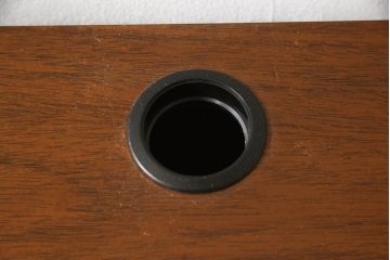 中古　DREXEL HERITAGE(ドレクセルヘリテイジ)　Triune(トライユン)　クラシカルなデザインがお洒落なテレビ台(ローボード、テレビボード、サイドキャビネット、リビングボード、収納棚、戸棚)(R-066880)
