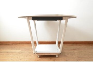中古　短期展示品　極美品　コクヨ(KOKUYO)　リージョン(Region)　ボックス脚 円形テーブル(LT-RGC12M)　グレインドホワイト　シンプルですっきりとした佇まいが魅力のミーティングテーブル(オフィスデスク、会議テーブル、ラウンドテーブル、丸テーブル、ワークデスク)(定価約15万9千円)(R-066883)
