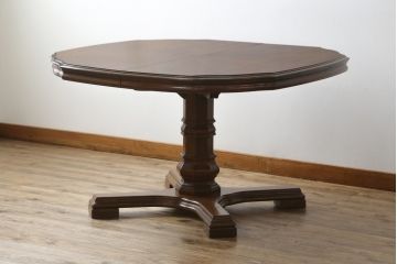 中古　DREXEL HERITAGE(ドレクセルヘリテイジ)　Grand Villa(グランドヴィラ)　上品なデザインのエクステンションテーブル(ダイニングテーブル、拡張式テーブル、食卓、2人掛け、4人掛け、6人掛け)(定価約60万円)(R-066888)